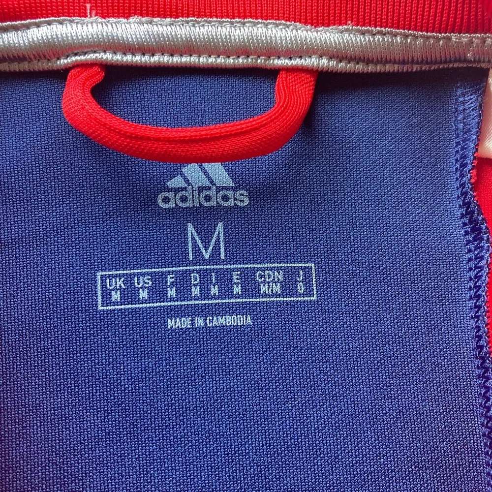 Adidas Tango‎ Club Soccer Red Blue Zip Track Jacket Size Men’s M Never Worn.